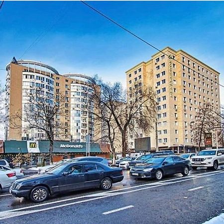 Суперкомфортная 1-Ком Квартира В Самом Центре Г.Алматы Almaty Eksteriør bilde